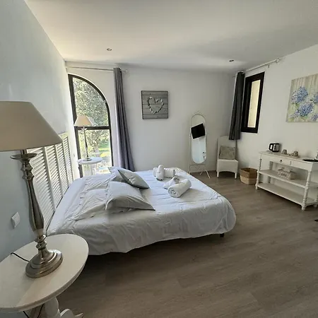 Maison D'hote Et Mas D'eymard Penzion