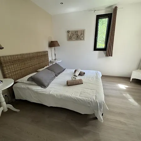 Maison D'hote Et Mas D'eymard Penzion 2*
